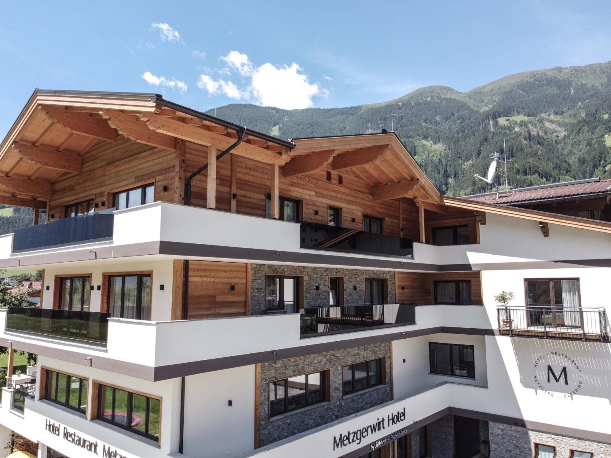 Metzgerwirt Hotel Hippach Eksteriør billede