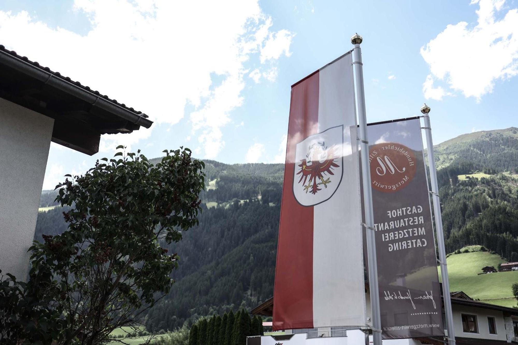 Metzgerwirt Hotel Hippach Eksteriør billede